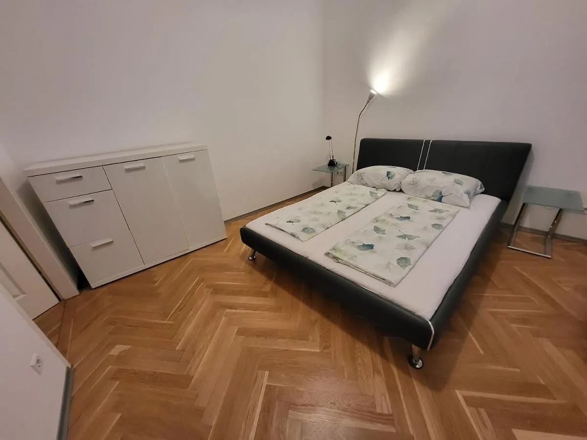 CozyNite Premium Apartment Hundertwasser Wien Österreich