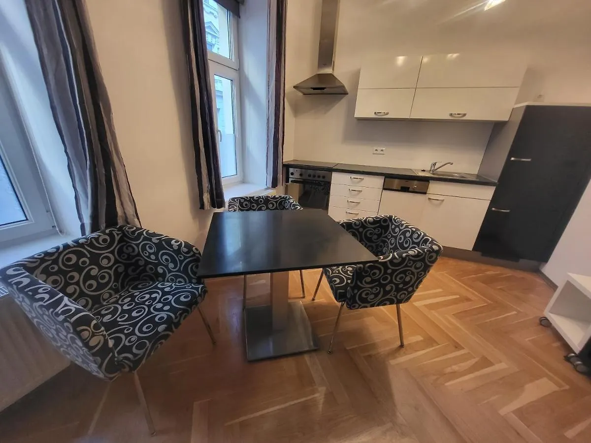 CozyNite Premium Apartment Hundertwasser Wien 0*,